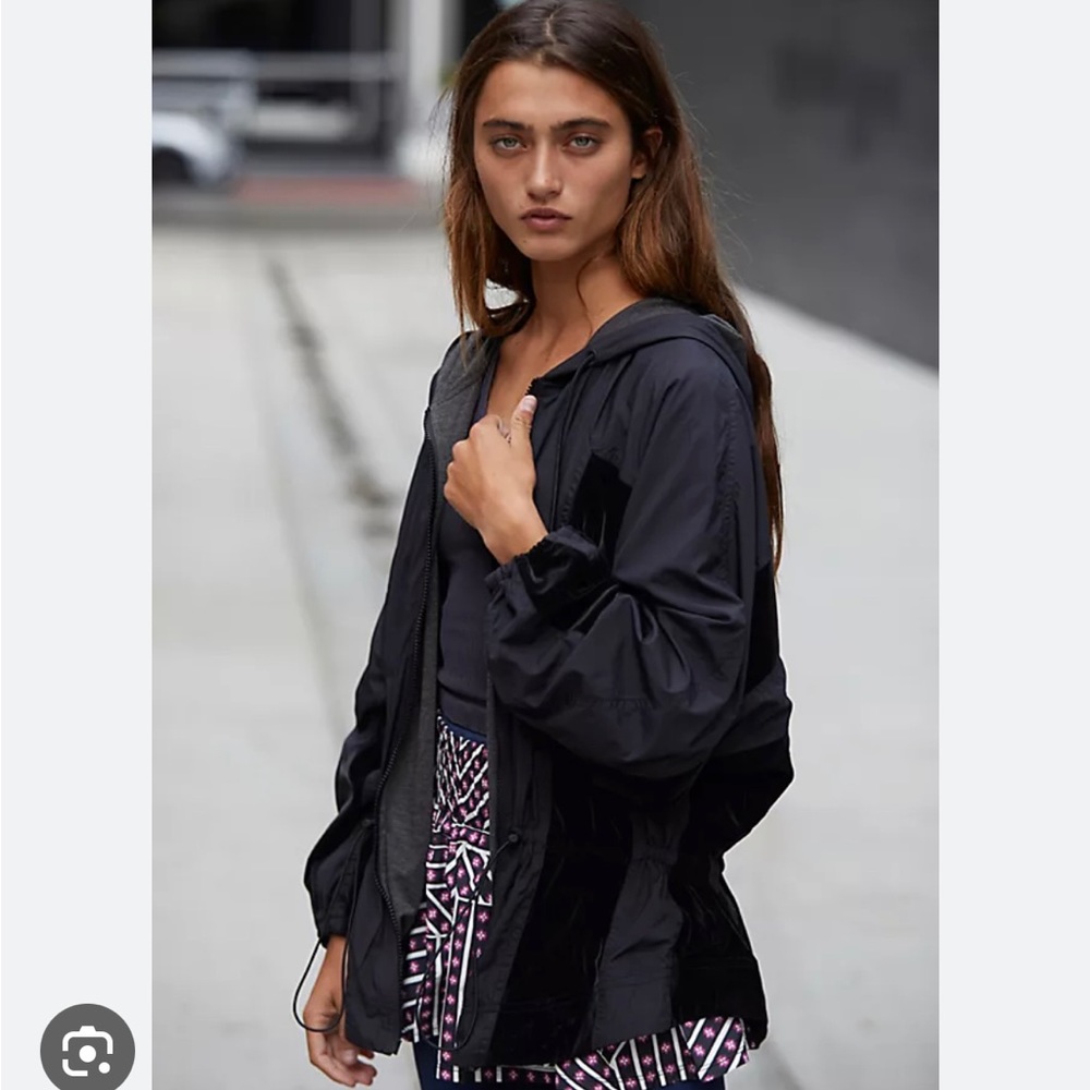 FREE PEOPLE MOVEMENT MORNING TO MIDNIGHT JACKET